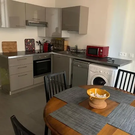 게스트하우스 Coeur Vieux Lyon, 60 M2 Lumineux Confort *
