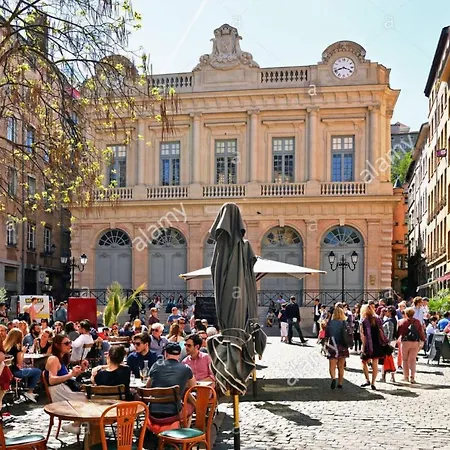 Penzion Coeur Vieux Lyon, 60 M2 Lumineux Confort 4*