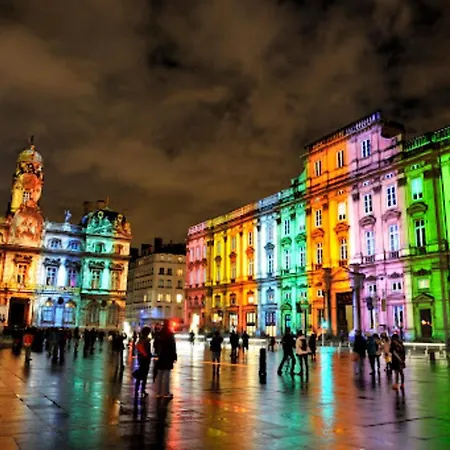 Coeur Vieux Lyon, 60 M2 Lumineux Confort Penzion Lyon