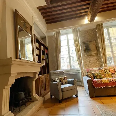 Coeur Vieux Lyon, 60 M2 Lumineux Confort * 리옹