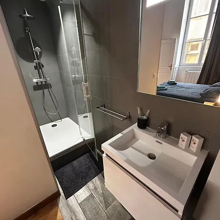 게스트하우스 Coeur Vieux Lyon, 60 M2 Lumineux Confort 리옹